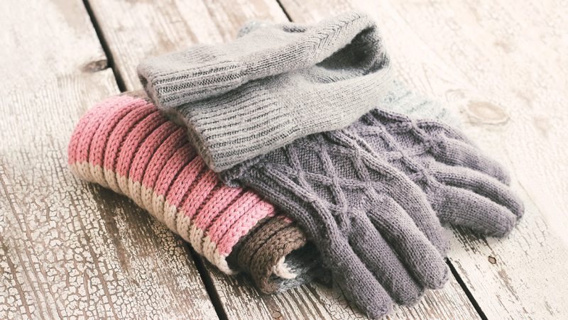 Accessoires für den Winter: Mützen, Schals und Handschuhe