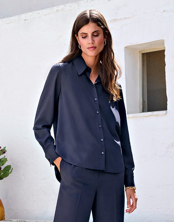 Damesblouses voor elk figuur: de overhemdbblouse