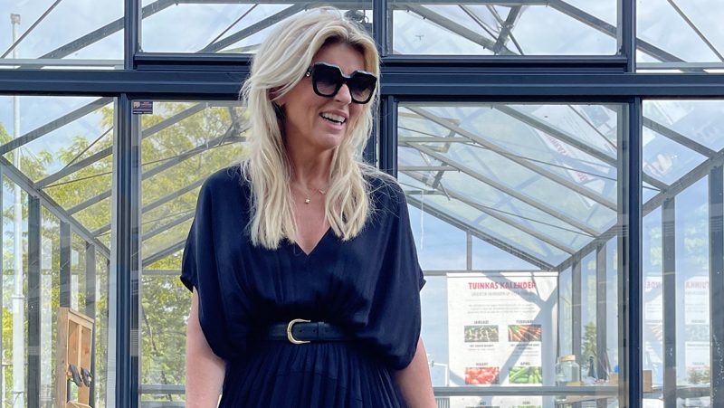 Lonneke: de little black dress