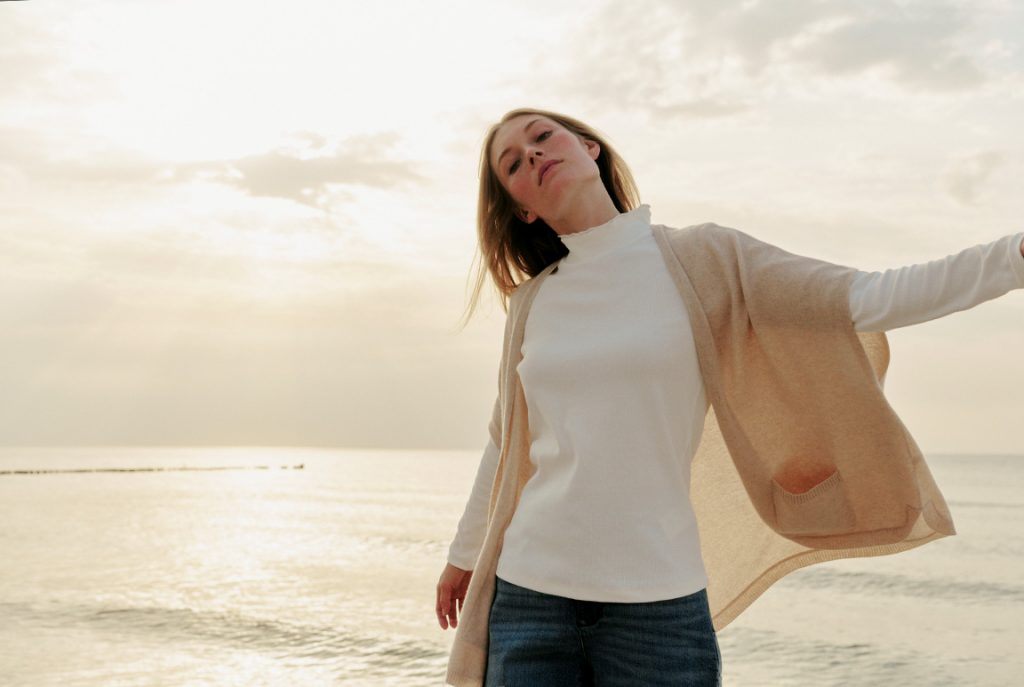 Kasjmier- en breimode-trends: Lichte, fijngebreide knitwear