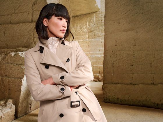 Trend-Piece Trenchcoat